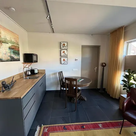 Art 7 Bed and Breakfast Heeswijk-Dinther